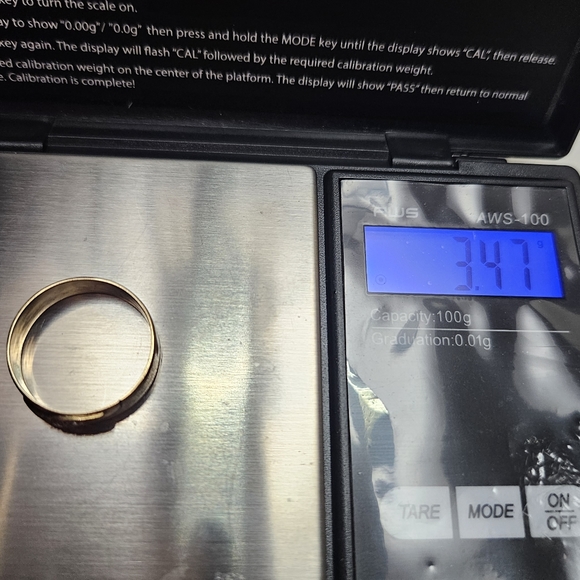 18kt yellow gold ring. Size 8 - Picture 2 of 2